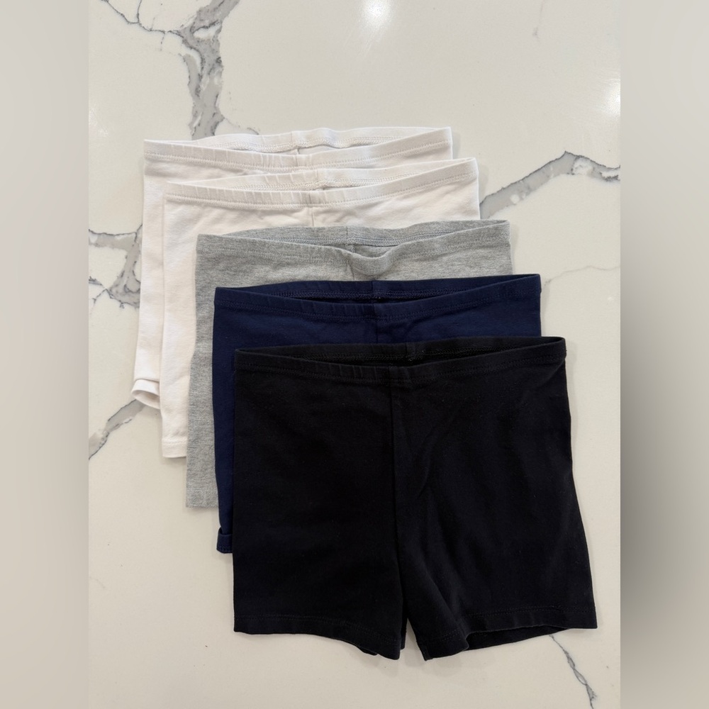 Primary Kids Undershorts 5-pack in Black, Grey and White Size 6-7